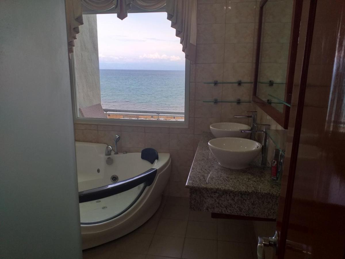 Toledo Ocean Breeze Resort מראה חיצוני תמונה
