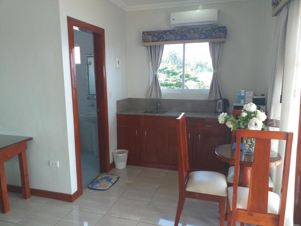 Toledo Ocean Breeze Resort מראה חיצוני תמונה
