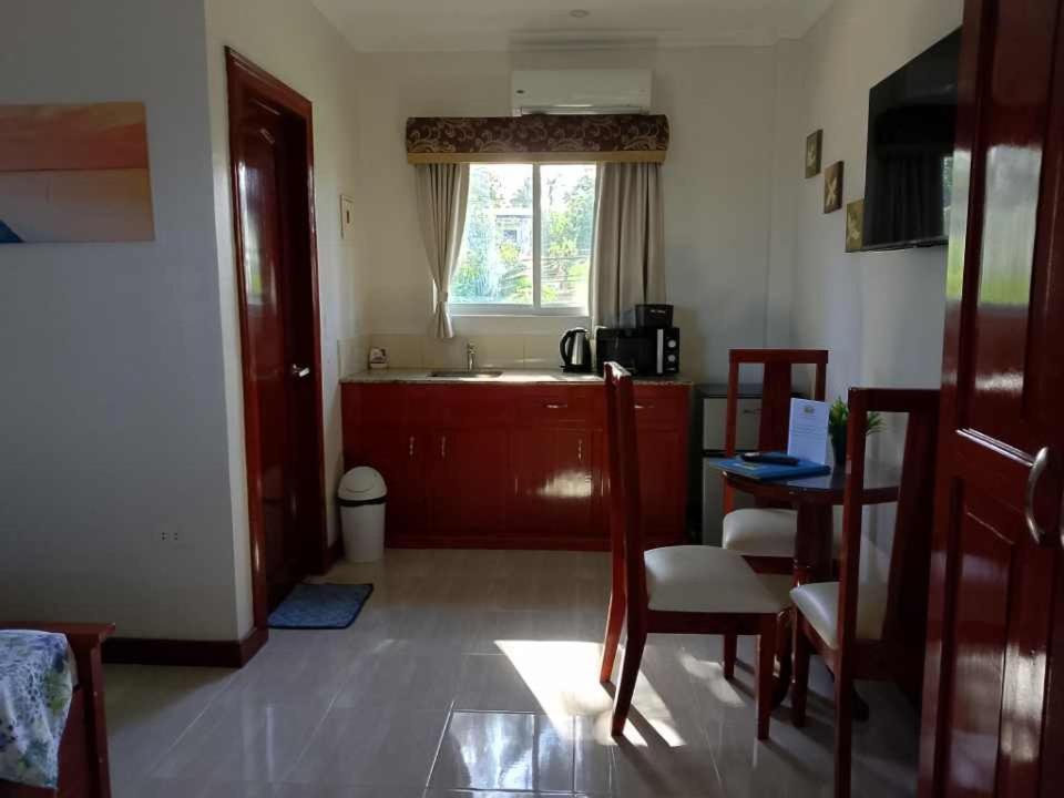 Toledo Ocean Breeze Resort מראה חיצוני תמונה
