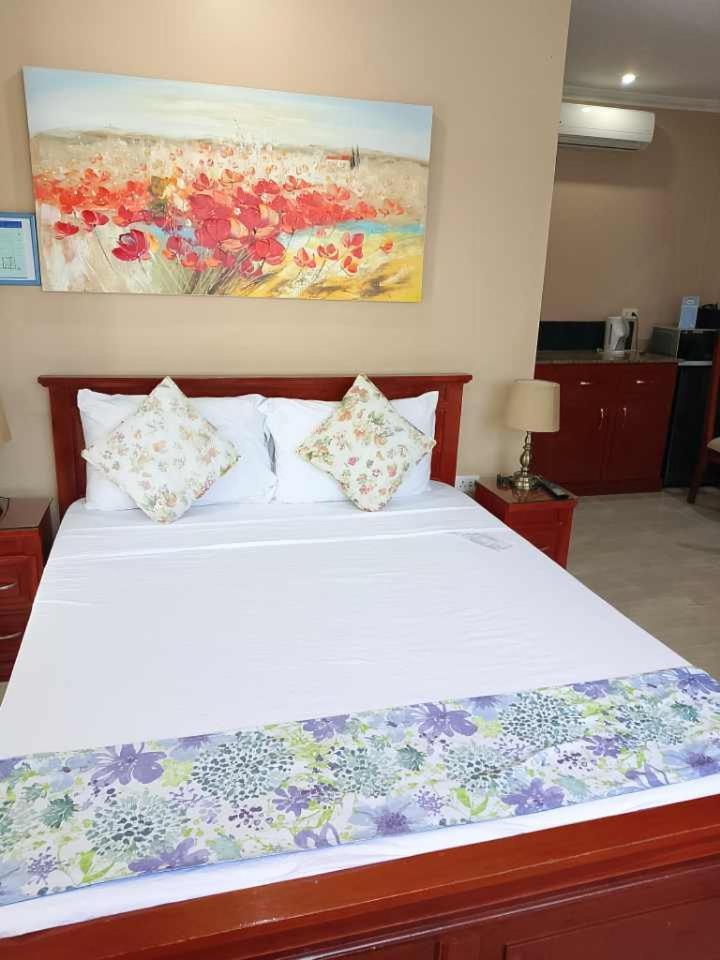 Toledo Ocean Breeze Resort מראה חיצוני תמונה